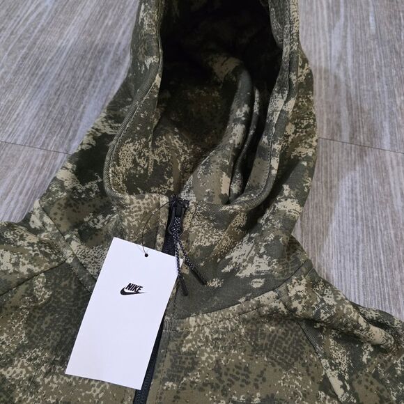 Nike Tech Fleece Camo Windrunner Full-Zip Hoodie Men's Size Small New HV5055-276 - Picture 6 of 9